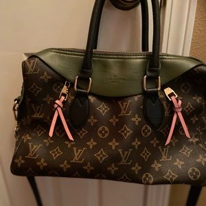 Women Vintage handbags